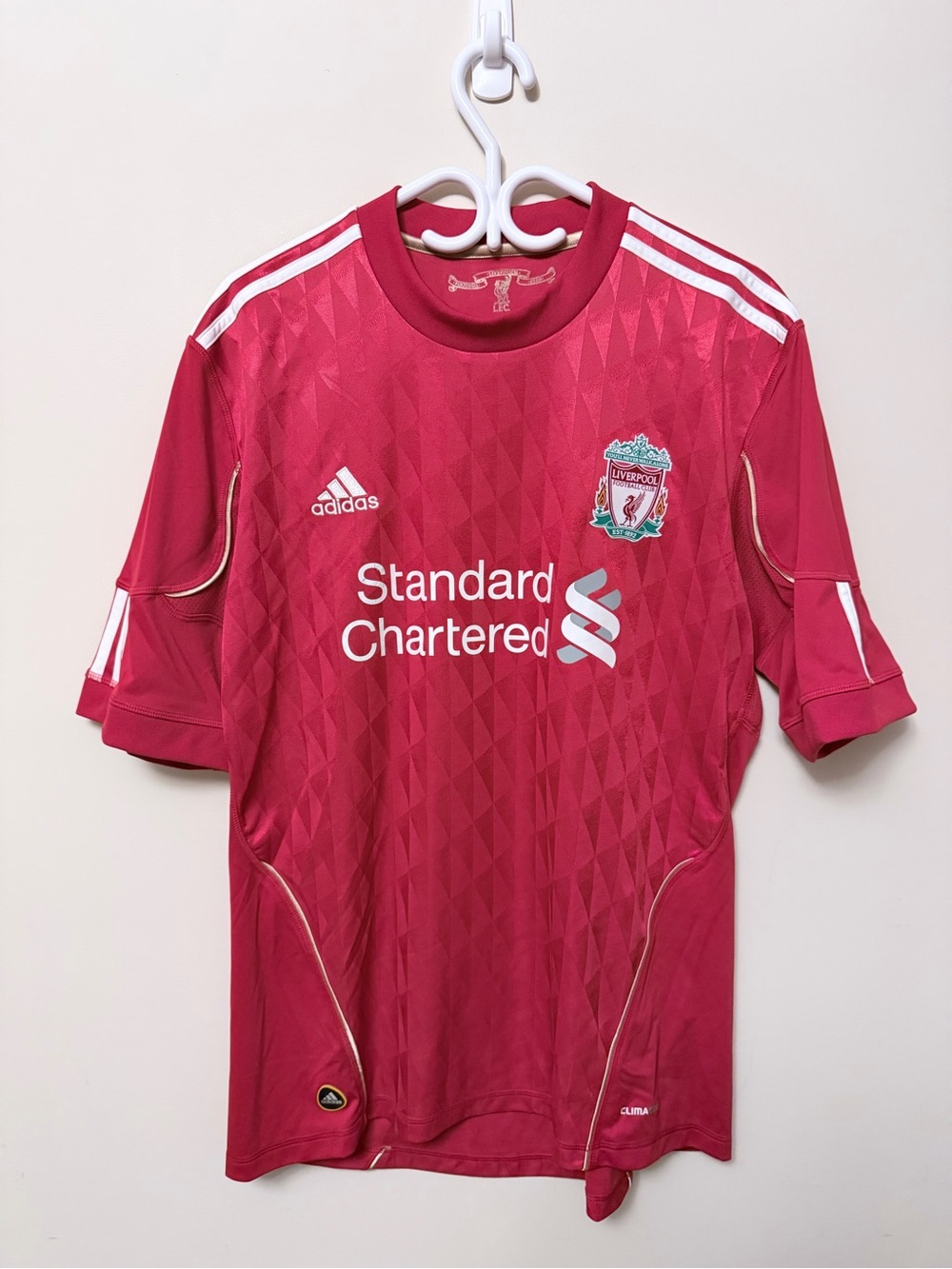 2010-11 Adidas Liverpool Red Home Jersey - Standard Chartered
